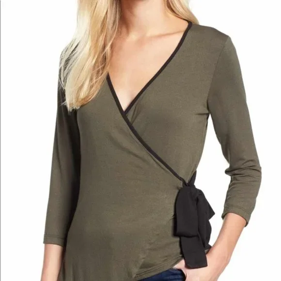 Bobeau Tipped Wrap Top Olive/Black Size L - Picture 2 of 10